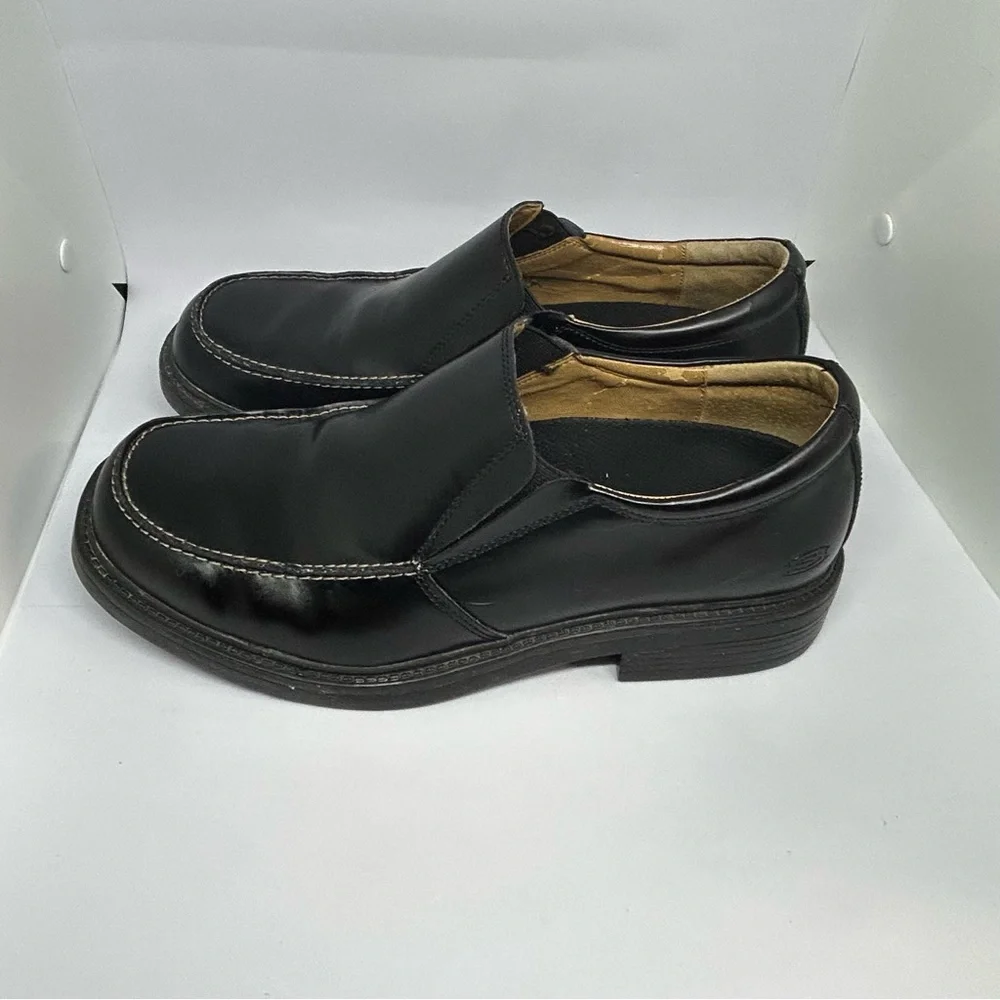 Skechers step into